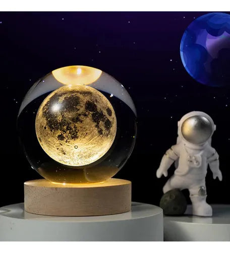 Luminária de Mesa Sistema Solar 3D em Cristal com Base de Madeira