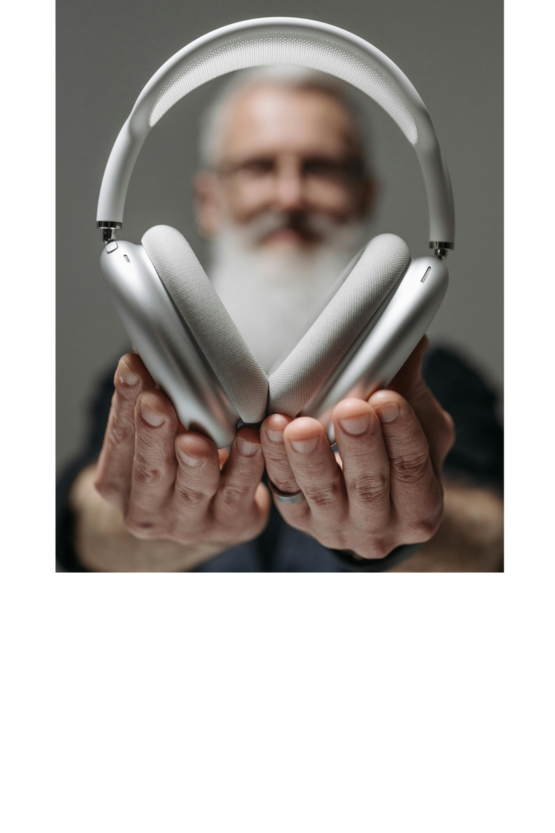 Fone de Ouvido Bluetooth P9 com microfone Headphone